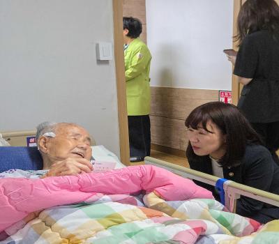 이석규 생존 애국지사 위문 이미지
