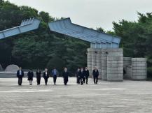 정창수 강북구청장 취임 참배 이미지
